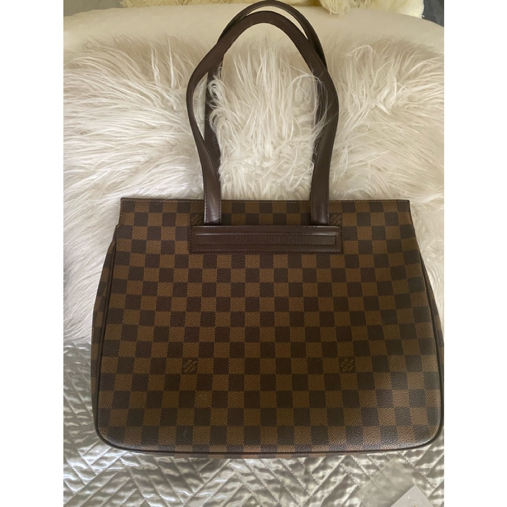 Authentic Vintage (2003)Louis Vuitton Damier Ebene Parioli PM.